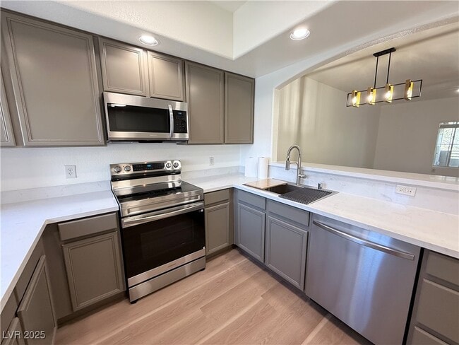 Foto del edificio - 6160 Rumrill St