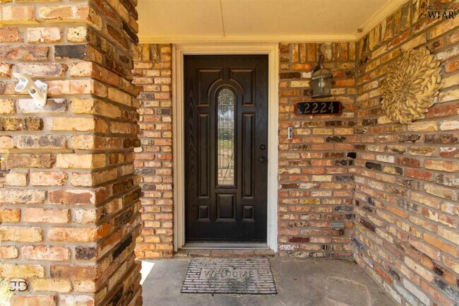 Building Photo - 2224 Sandcastle Rd