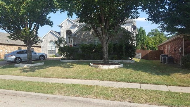 Foto del edificio - 409 Waterview Dr