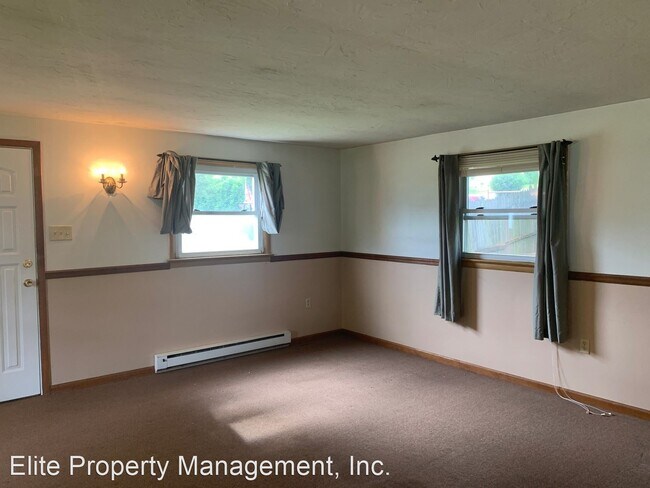 Building Photo - 3 br, 1 bath House - 3100 Robin Rd.
