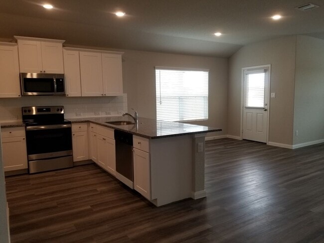 Foto del edificio - 210 Holland Pk