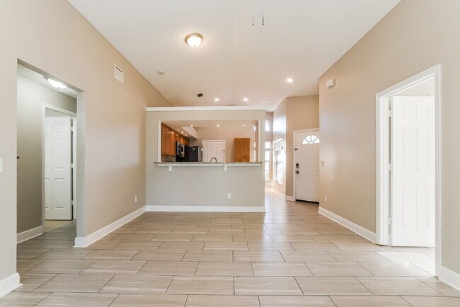 Building Photo - 2970 Stillwater Dr