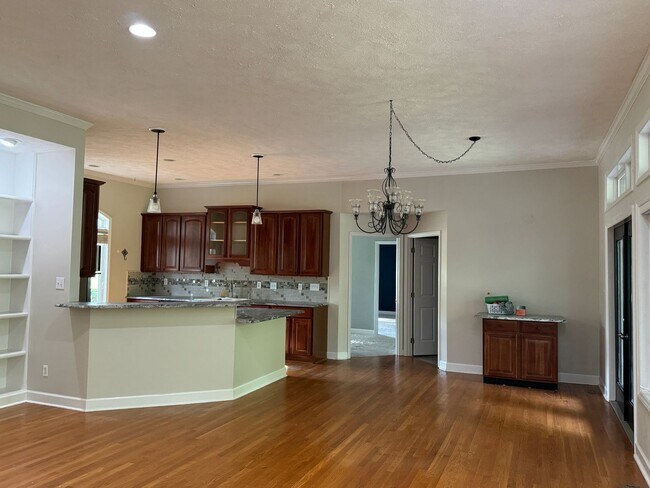 Foto del edificio - Carolina Lakes!! Close to Marina