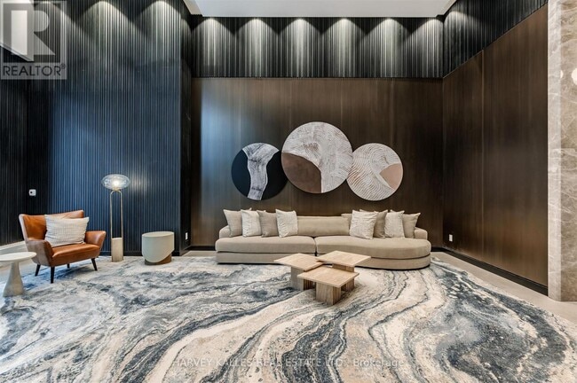 Building Photo - 20 Soudan Ave