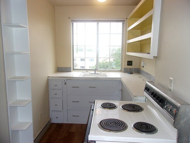 Foto del edificio - 1425 Riverside Ave