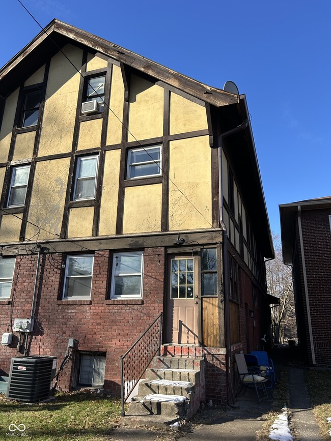 Foto del edificio - 963 Woodruff Pl W Dr