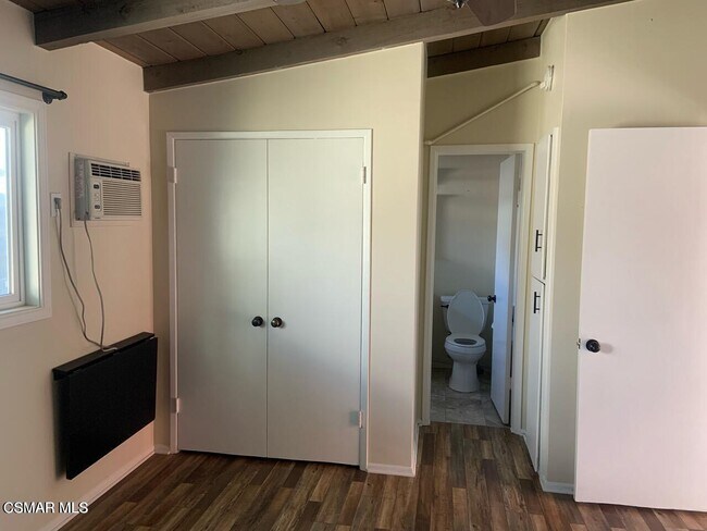 Foto del edificio - 1244 Devon Ln