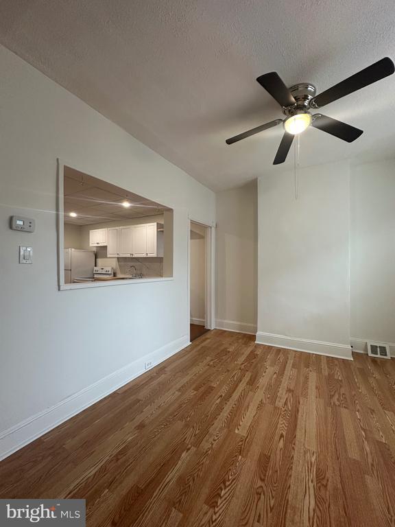Foto del edificio - 1617 Cantrell St