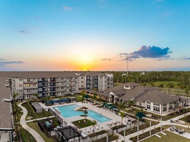 Foto del edificio - Solea Wellen Park 55+ Active Adult