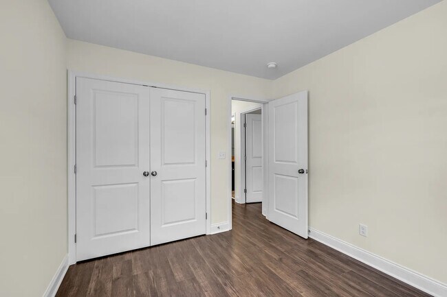 Foto del edificio - 5546 Stream Ln