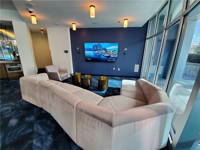 Foto del edificio - 44 Peachtree Pl NE