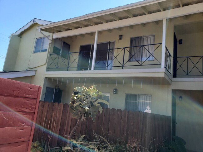 Foto del edificio - 3694 Redondo Beach Blvd