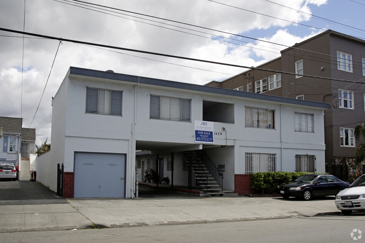 Primary Photo - 1630 35th Ave