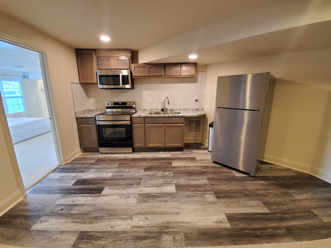 Foto principal - 16597 Badger Ct