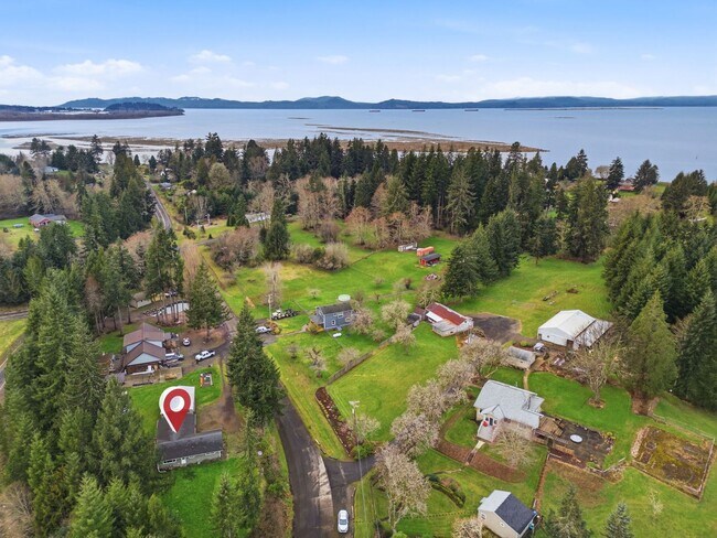 Foto del edificio - 39842 Burnside Loop