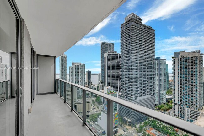 Foto del edificio - 55 SW 9th St