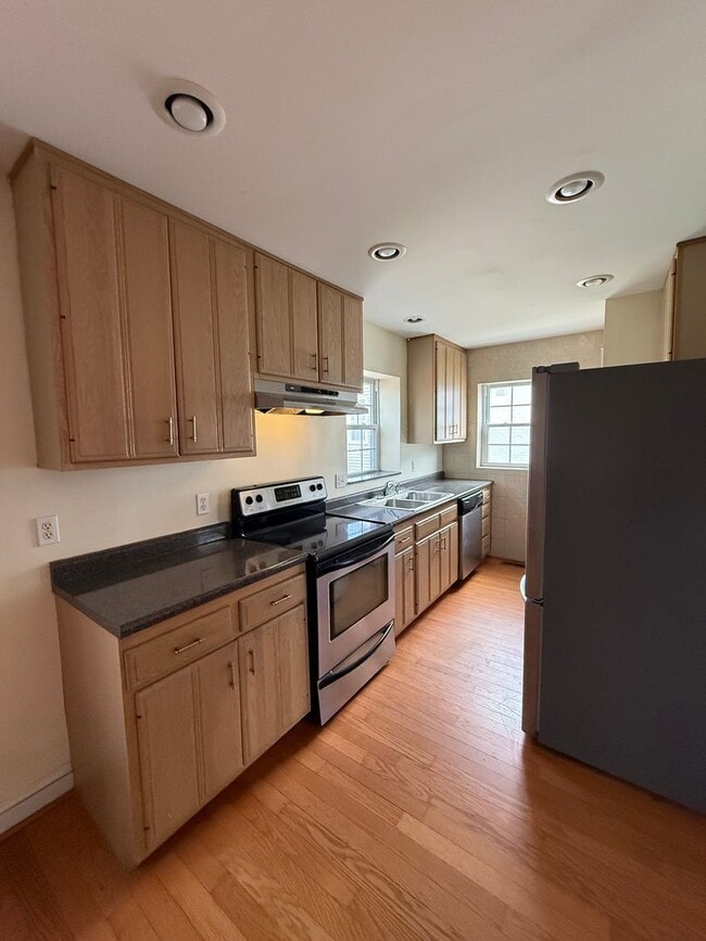 Foto del edificio - 8661 Litzsinger Rd