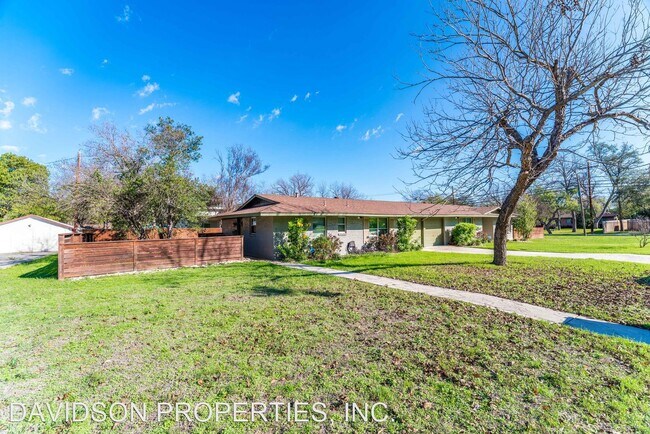 Building Photo - 2 br, 1 bath House - 443 Brees