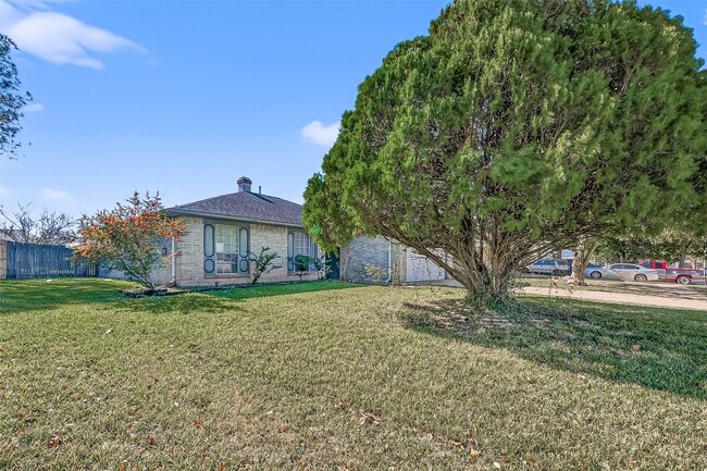 Foto del edificio - 2803 Fir Crest Ct