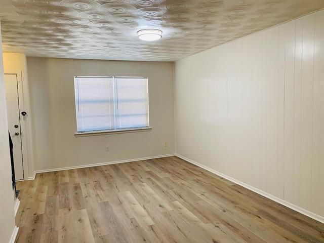 Foto del edificio - 2118 Candleberry Dr