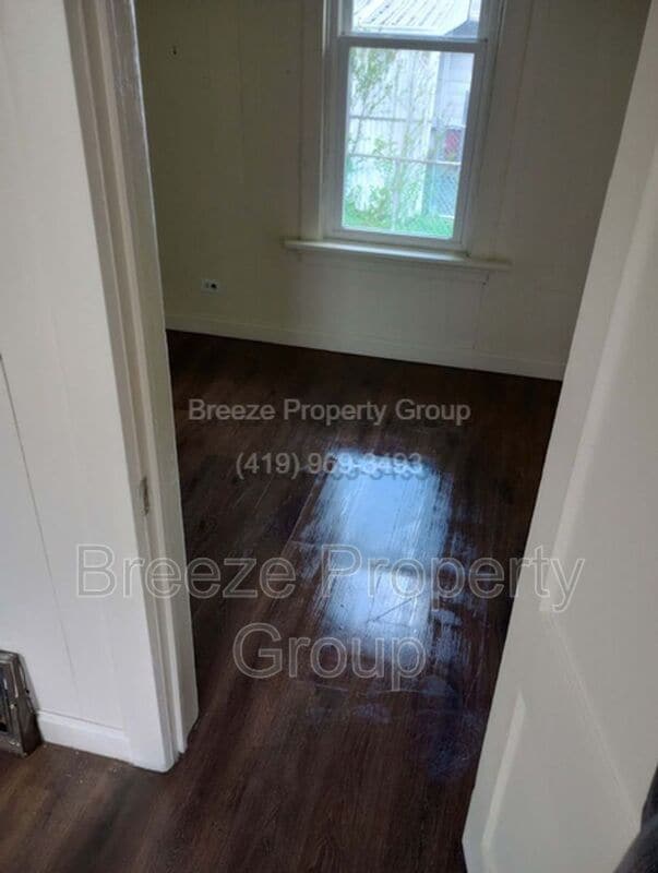 Building Photo - 1023 Prouty Ave