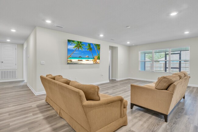 Building Photo - 24183 Ringneck Lp