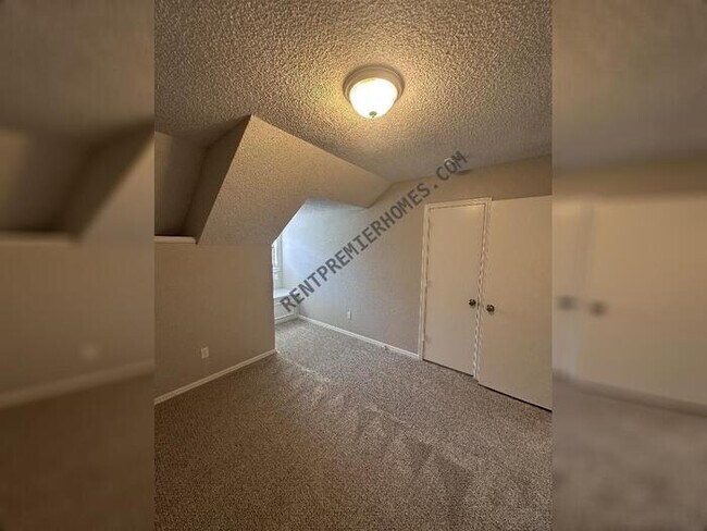 Building Photo - 4200 NW 53rd St