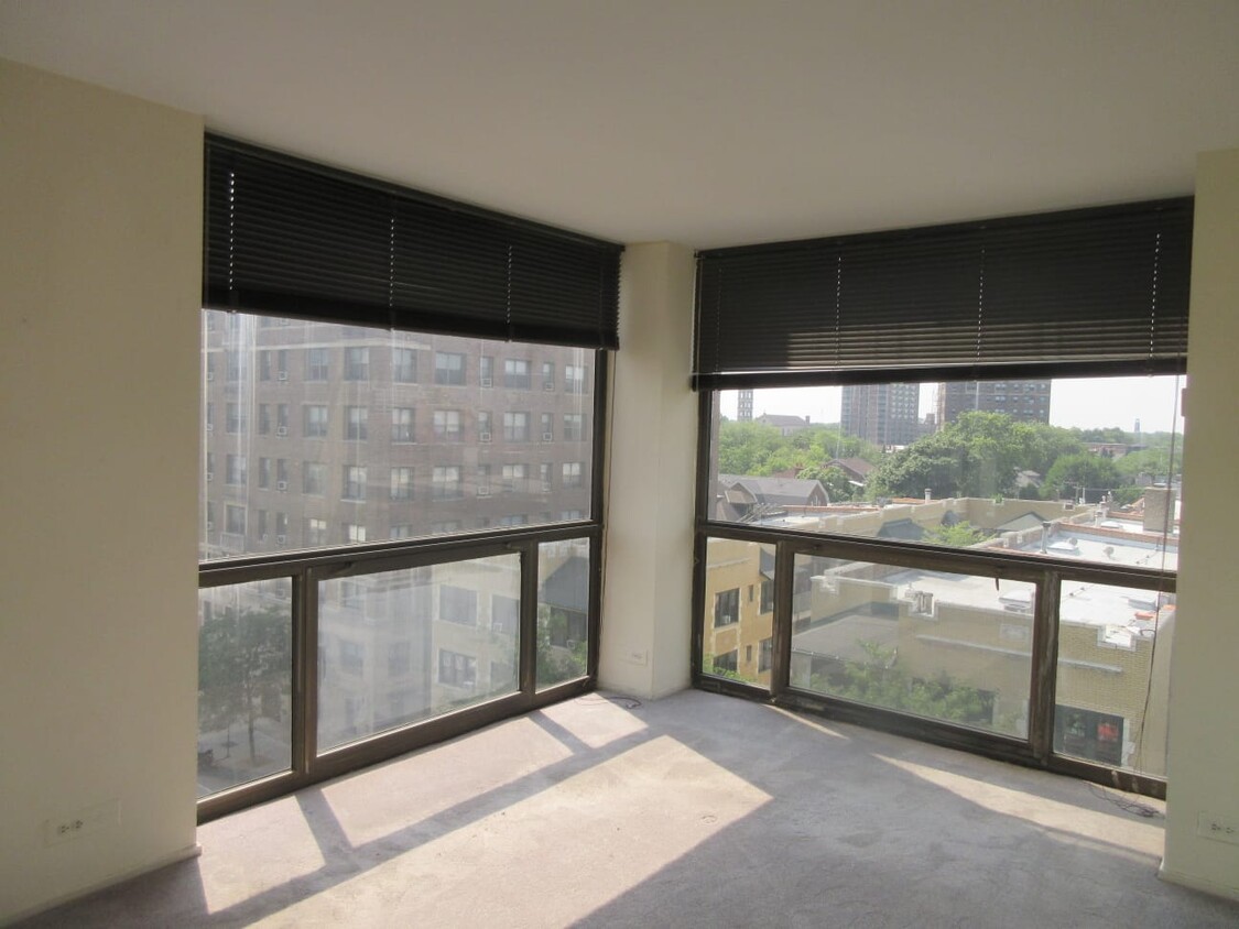 Foto del edificio - 4343 N Clarendon Ave