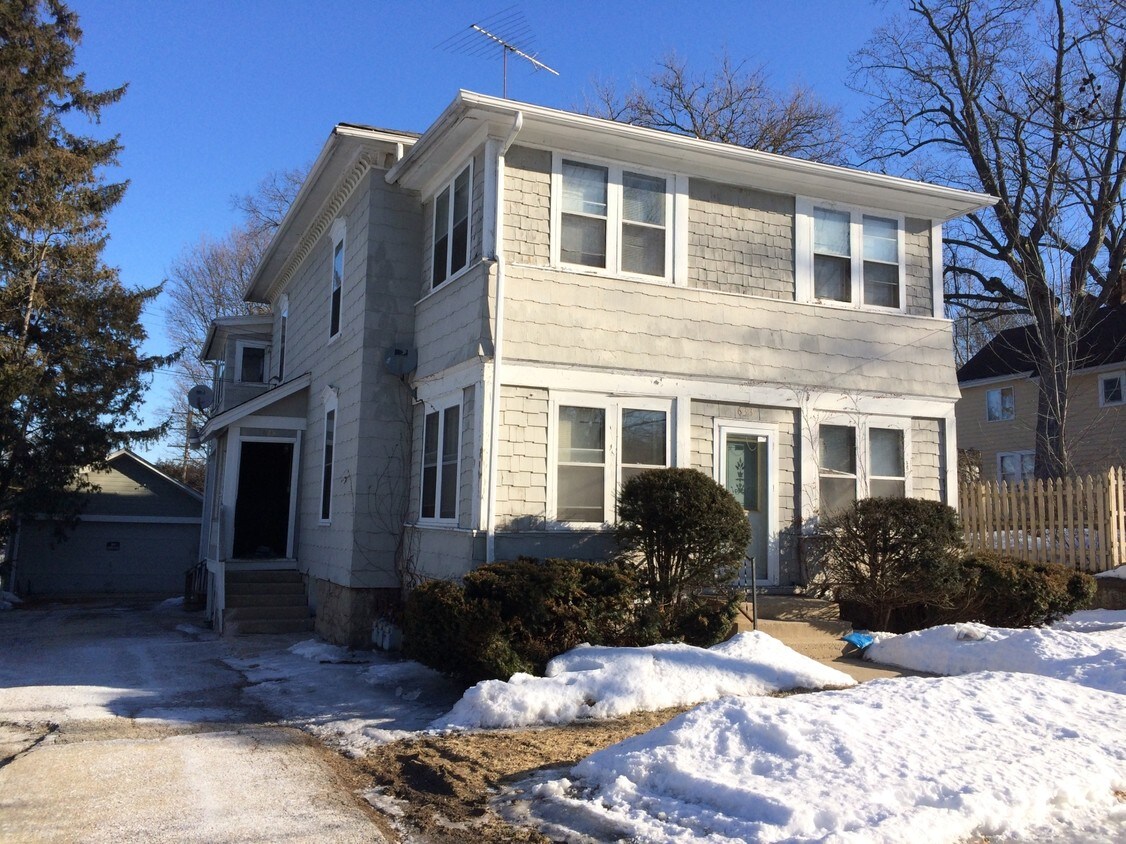 Foto principal - 633 Garfield Ave