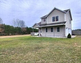Building Photo - 6039 Morris Lake Rd