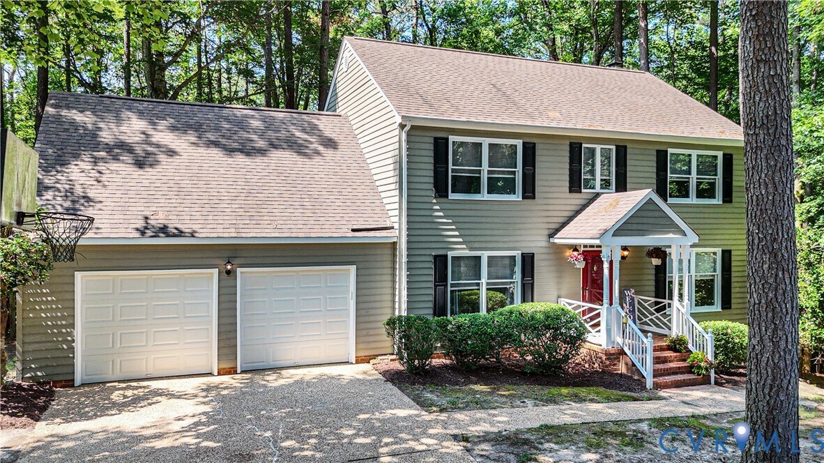 Primary Photo - 107 Oak Ridge Ct