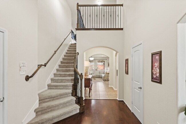 Foto del edificio - 269 Westwood Dr