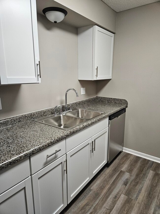 UPGRADED kitchen $1029-$1089 - Meadow Ridge
