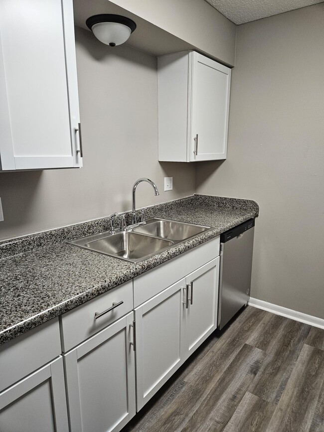 UPGRADED kitchen $1059-$1099 - Meadow Ridge