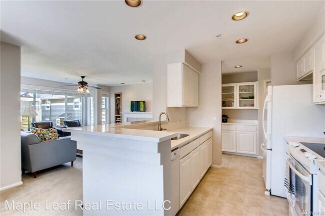 2 br, 1.5 bath House - 1762 NW 57th ST Uni... photo'