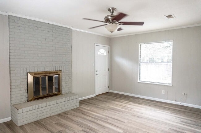 Building Photo - 3204 Kathryn Speed Ct