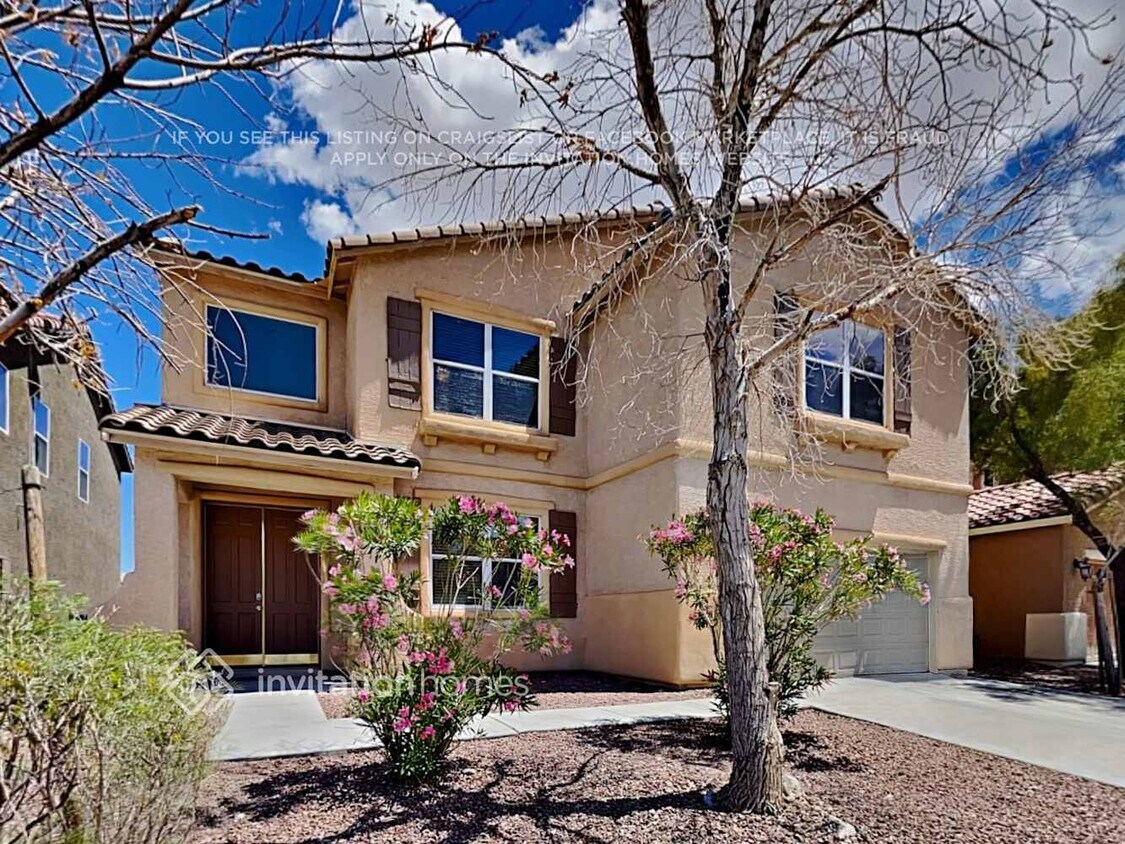 Foto principal - 6230 Ruby Kinglet St
