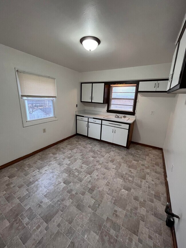 Building Photo - 8115 W. Villard