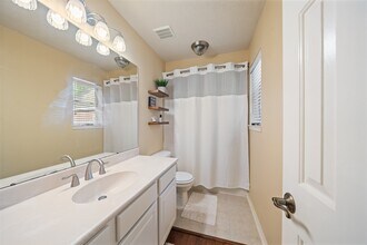 Building Photo - 135 S Delta Mill Cir