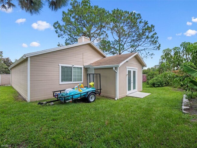 Building Photo - 3 br, 2 bath House - 718 Ashley Court