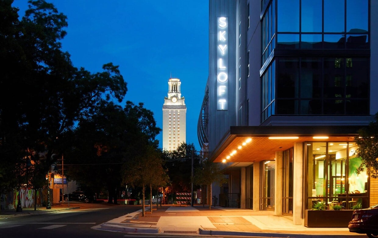 Skyloft Apartments in Austin, TX