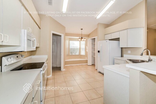 Foto del edificio - 838 Summer Glen Dr