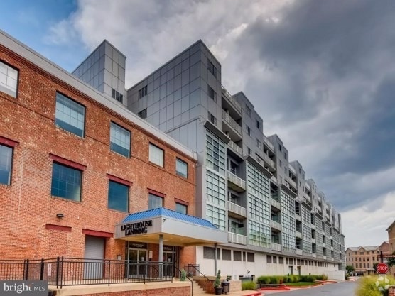 Building Photo - 2702 Lighthouse Pt E