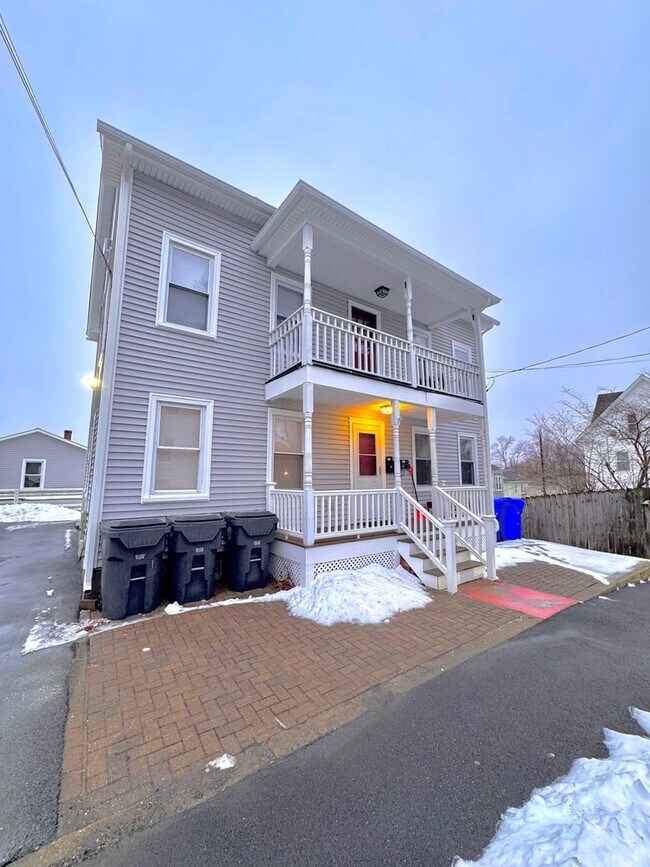 Building Photo - 7-9 Spring Street