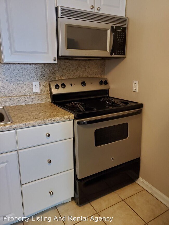 Building Photo - 3 br, 1.5 bath House - 1446 Piedmont Road