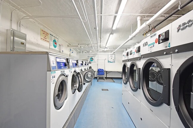 Building Photo - 52-02 39th Ave