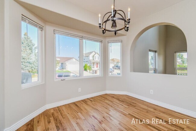 Foto del edificio - 1094 Clogger Ln