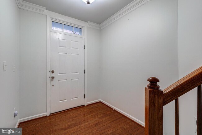 Building Photo - 730 Catts Tavern Dr