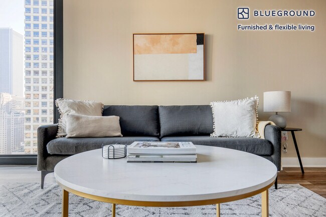 Foto del edificio - 505 N State St