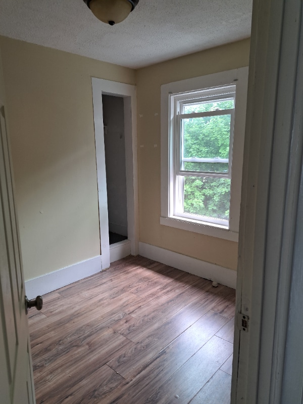 Building Photo - 96 Calmar St